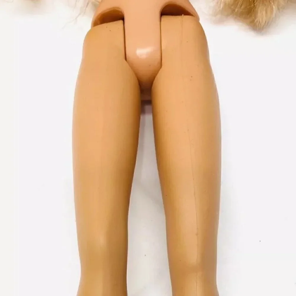 Hasbro vintage doll